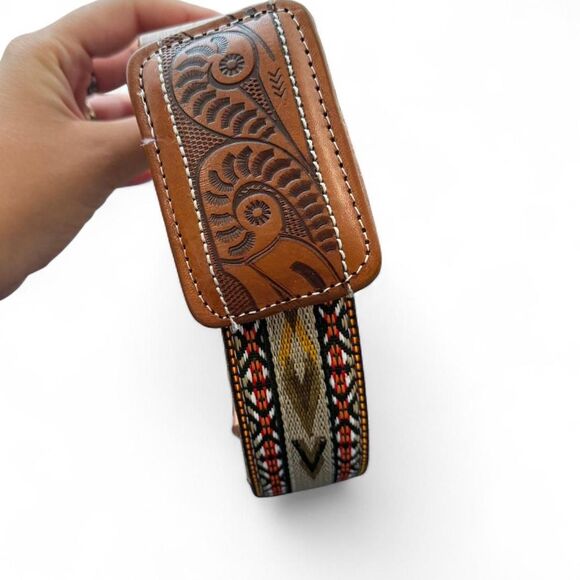AMERICAN VINTAGE Unisex Western Leather Belt | Tooled, Engraved, Embroidered. - Picture 3 of 8